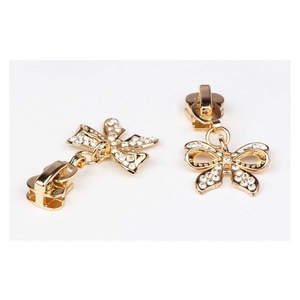 Tirant de fermeture éclair personnalisé en métal pour accessoires de sac à main dorés - Product Image 4