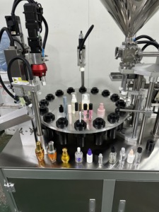 Honemix hoàn toàn tự động mỹ phẩm điền Máy dán Điền và đóng nắp máy mascara son môi Máy làm - Product Image 3