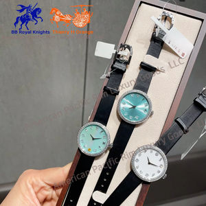 Reloj de Cuarzo Ti2fany para Mujer, de Lujo, Estilo Ejecutivo, Correa de Cuero Color Caramelo, con Movimiento Ronda, Elegante y Moderno - Product Image 1