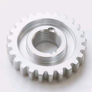 เฟืองสเตนเลสผลิตจากทองเหลืองอะลูมิเนียมชิ้นส่วนกลึง CNC แบบกำหนดเอง - Product Image 1