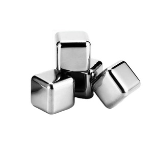Alta calidad de grado alimenticio 304 Acero inoxidable reutilizable <span class=keywords><strong>vino</strong></span> whisky piedras cuadrado cubo de hielo barra de refrigeración accesorios grabados - Product Image 2