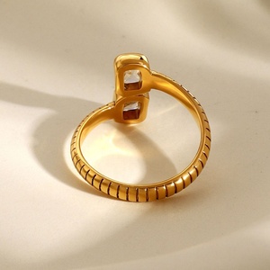 Anillo de Compromiso Personalizado de Lujo en Oro Rosa o Oro de 18K con Circonita Creada en Laboratorio, Abierto, de Acero Inoxidable, Resistente al Agua, para Mujer - Product Image 5