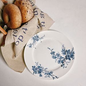 Assiettes et <span class=keywords><strong>Plats</strong></span> à Dessert Rond Vintage Terre de Fer Assiette à Petit Déjeuner en Céramique Classique Française Fleur Bleue - Product Image 2