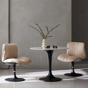 Chaise de salle à manger en plastique minimaliste nordique Marilyn - Écologique et facile à nettoyer pour la maison, le bar, la chambre à coucher, l'<span class=keywords><strong>atelier</strong></span> - Product Image 4