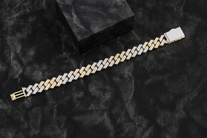 Bracelet élégant en diamant de laboratoire VVS, coupe ronde brillante, style cubain, bijou de luxe, accessoire de déclaration - Product Image 3