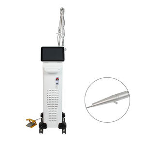 Máquina de Láser Fraccional de CO2 Super Pulse para Eliminación de Líneas Finas, Eliminación de Marcas de Acné, Levantamiento y Reafirmación de la Piel - Product Image 4