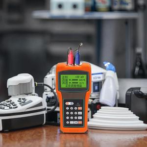 Débitmètre ultrasonique portable à pince, débitmètre numérique portatif pour la mesure des tuyaux - Product Image 1