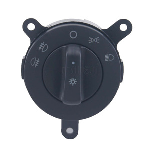 Interruptor de Faros Delanteros y Luces Antiniebla Lada 3111.3709600-08TY, Perilla Combinada para Control de Iluminación del Automóvil - Product Image 2