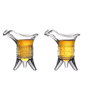 עיבוי בציר סיני סגנון שלוש רגליים ויסקי זכוכית קיסר יין כוסות מיץ שתיית 30ml Shot זכוכית