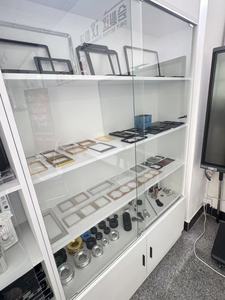 Services d'usinage CNC de haute précision – Cadre d'interrupteur intelligent en alliage d'aluminium doré, gris et argenté pour la maison connectée - Product Image 6
