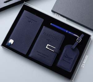 Set de Regalo de Etiqueta de Equipaje y Libreta de Viaje Personalizada, con Caja de Regalo, para Graduaciones - Product Image 1