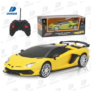 1:24 ölçekli resmi lisanslı uzaktan kumanda araba Lamborghini Aventador Svj Roadster RC spor yarış oyuncak araba modeli ile far