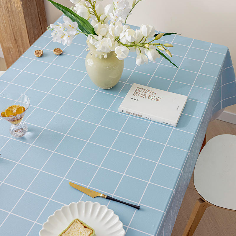 ลายสก็อตสีฟ้าอ่อน