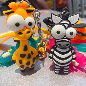 Divertido Llavero 3D de Animales (Cebra, Jirafa), Colgante de Silicona Suave con Diseño de Dibujos Animados, Bonito Amuleto para Coche, Regalo Promocional Creativo - Product Image 4