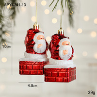 Neue umweltfreundliche Weihnachts-Plastik-Dekorationsanhänger: Spritzgegossener kleiner Anhänger, Weihnachtsmann, Donut, Eule, Süßigkeitenstab, Kamera, Pilz