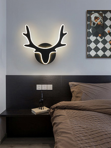 Applique murale moderne et créative en acrylique avec courbes, applique murale nordique en forme de <span class=keywords><strong>serpent</strong></span>, applique murale à LED pour la maison, les hôtels, les décors et les luminaires - Product Image 4
