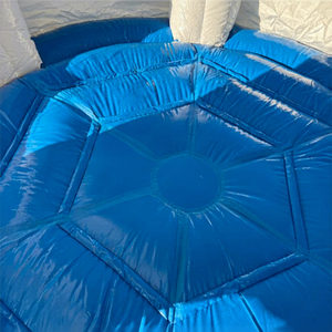 Château gonflable joyeux elfe de Noël pour intérieur/extérieur avec homologation ASTM CPC, matériau PVC WINWAY, capacité 5-10 personnes - Product Image 1