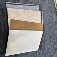 Panneaux muraux extérieurs en métal mousse PU Panneau sandwich en mousse de polyuréthane gaufré Bardage en métal enduit de pierre pour maison conteneur