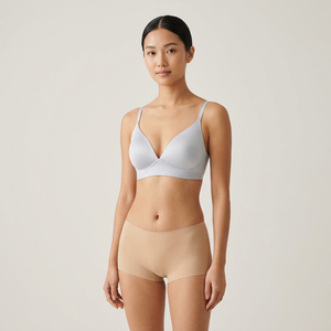 Ensemble de lingerie pour femme, soutien-gorge sans couture Moonlight Silver Deep-V et shorty sans couture, sensation peau nue, confort quotidien - Product Image 2