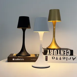 Schlussverkauf aluminium schnurlos wiederaufladbar Restaurant led berührungstischlampe modern luxus innen draußen tragbare tischlampe