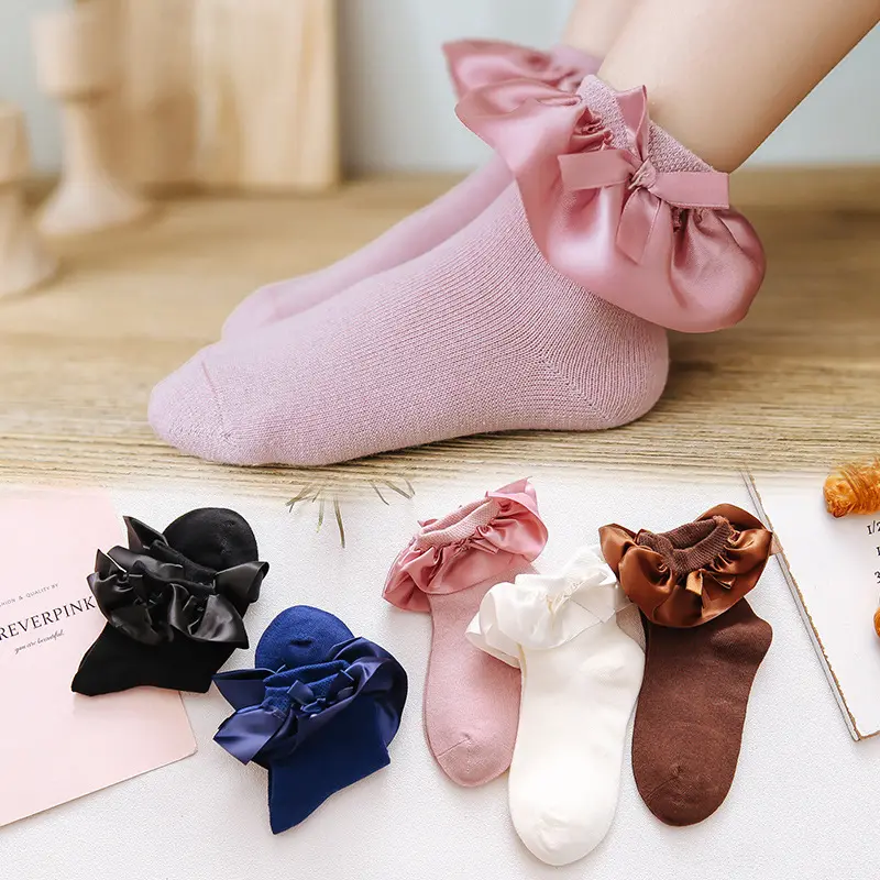 Özel pamuk tatlı sevimli çorap küçük boy dantel ayak bileği çorap bebek kız çorap yay ile