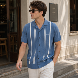 Polo de Punto de Manga Corta a Rayas Azules para Hombre con Logotipo, Informal, Transpirable, de Algodón Piqué, Corte Regular - Product Image 1