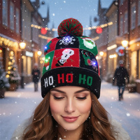 2025 alla moda di alta qualità cappelli caldi berretti invernali cappelli freddi con luce a LED lavorato a maglia cappello stampa carino per natale