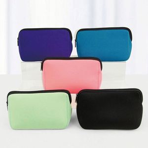 Nouvelle pochette de voyage personnalisée avec logo, sac à main portable pour femmes, sac cosmétique en néoprène - Product Image 2