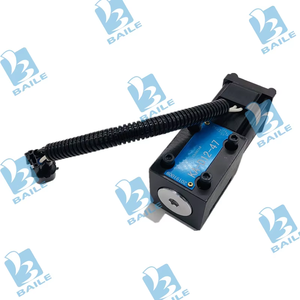 Piezas de Motor de Alta Calidad, Piezas para Montacargas, Válvula Solenoide 3EB1558610 3EB-15-58610 de 12V 24V para <span class=keywords><strong>Komatsu</strong></span> - Product Image 2