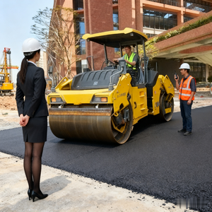 25kn Exciting Force Ride on Road Roller Diesel Gasolina Pequeño Road Roller Doble tambor Road Roller - Product Image 2