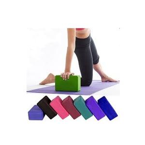 Encuentra un bloque de yoga de espuma EVA ecológica personalizado con logotipo, similar al icono de yoga personalizado, de la India. - Product Image 1