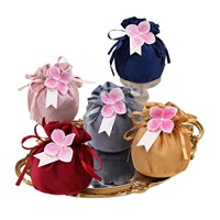 Sacs à bonbons chinois de luxe haut de gamme, pochettes créatives en velours avec cordon de serrage, boîtes de dragées pour mariage, cadeaux en stock