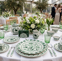 Assiettes en porcelaine vert foncé dessinées à la main, style européen, motifs floraux, vaisselle en céramique, assiettes à dessert et à salade pour mariage