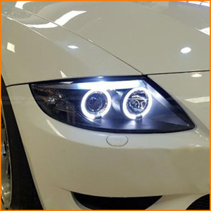 Per BMW Z4 E85 E86 2003-2008: Set di Fari Angel Eyes con Lenti Nere Fumé, Proiettore Aggiornato per Auto, Assemblaggio Completo Sinistro e Destro - Product Image 5