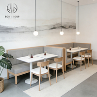Ensemble de mobilier de restaurant incurvé pour café : chaises, tables et banquettes