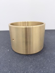Fabricación de Piezas Mecánicas en China, OEM, Manguitos de Latón y Aluminio de Alta Calidad, Accesorios de Ferretería Personalizados, Mecanizado por Torneado - Product Image 3