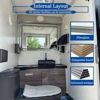 Promotion : Remorque Sanitaire Mobile de Luxe à 4 Cabines, à Double Essieu, avec Climatisation et Urinoir Intégré, Intérieur Noir, pour Événements Extérieurs