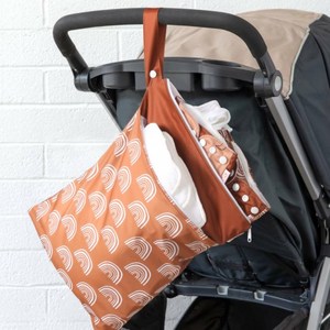 Recién llegado, bolsas húmedas para bebés, impermeables, reutilizables, lavables, <span class=keywords><strong>bolsa</strong></span> de <span class=keywords><strong>ropa</strong></span> para bebés a la venta - Product Image 2
