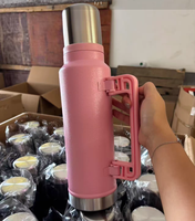 Bouteille d'eau isotherme en acier inoxydable de 1,4 L à double paroi avec poignée pour le camping et les voyages