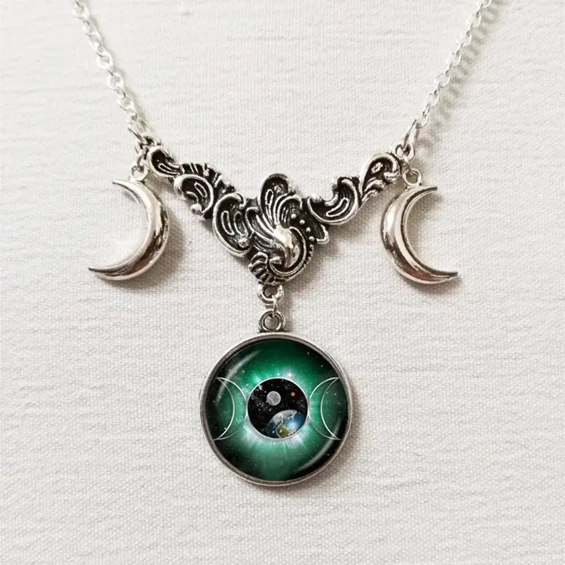 Popular New Products Triple Moon Silver Necklace Full Moon And Small Crescent Pendant