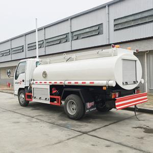 Diskon truk Tanker minyak Bowser Diesel merek Jepang ISUZU 3000L/3M3 dengan Dispenser bahan bakar - Product Image 4