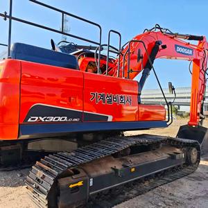 Excavatrice sur chenilles d'occasion DOOSAN DX300LC-9C d'origine coréenne, 30 tonnes, hydraulique, faible nombre d'heures de travail, pour l'exploitation minière et la construction - Product Image 1
