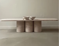 Table à manger ovale en marbre cannelé personnalisable de luxe, meubles en pierre naturelle modernes pour la cuisine et le salon
