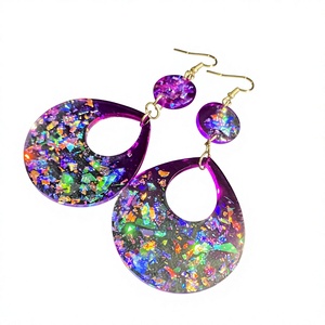 Pendientes Colgantes Clásicos Bohemios de Aro de Resina Morada con Purpurina, Chapados en Oro, con Ganchos Bonitos, Joyería de Moda para Mujer, para Fiesta - Product Image 1