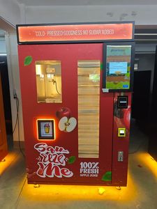 Factory <strong>Price</strong> Automatic <strong>Fresh</strong> <strong>Squeezed</strong> <strong>Orange</strong> <strong>Juice</strong> <strong>Vending</strong> <strong>Machine</strong> Commercial <strong>Fresh</strong> <strong>Orange</strong> <strong>Juice</strong> <strong>Vending</strong> <strong>Machine</strong> - Product Image 6