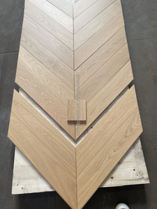Top Grade <span class=keywords><strong>Chevron</strong></span> hình dạng thiết kế sàn gỗ sồi Châu Âu sàn gỗ - Product Image 2