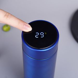 Bouteille d'eau intelligente en acier inoxydable à isolation sous vide avec affichage LED de la température, 450 ml, maintien thermique 12-24 heures - Product Image 4