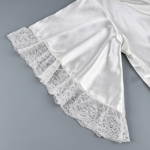 Albornoz de satén bordado de fábrica para <span class=keywords><strong>novia</strong></span>, kimono, <span class=keywords><strong>bata</strong></span> de baño para <span class=keywords><strong>novia</strong></span>, dama de honor, boda, a la mañana de la boda, con ribetes de encaje - Product Image 4