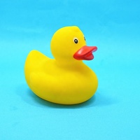 Canard flottant en caoutchouc jaune, gros échantillon gratuit en plastique, canard flottant, vente en gros