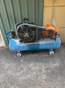 Équipement industriel, machines, compresseur d'air d'occasion, réservoir d'eau, refroidisseur pour volets en PVC - Product Image 4